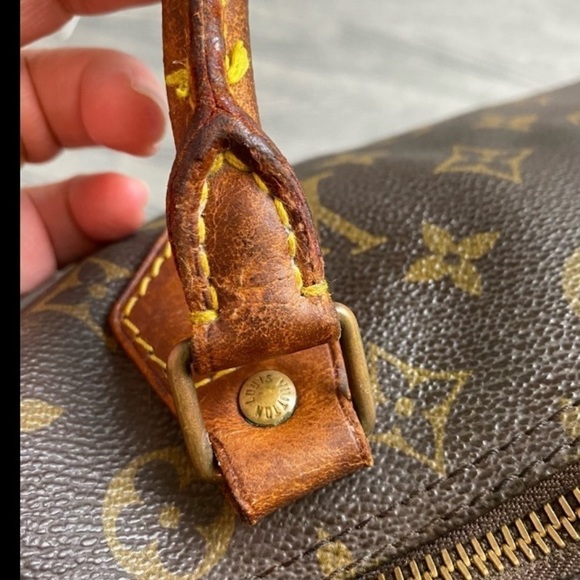 LOUIS VUITTON Monogram Speedy 30 Vintage Coated Canvas - Picture 14 of 16